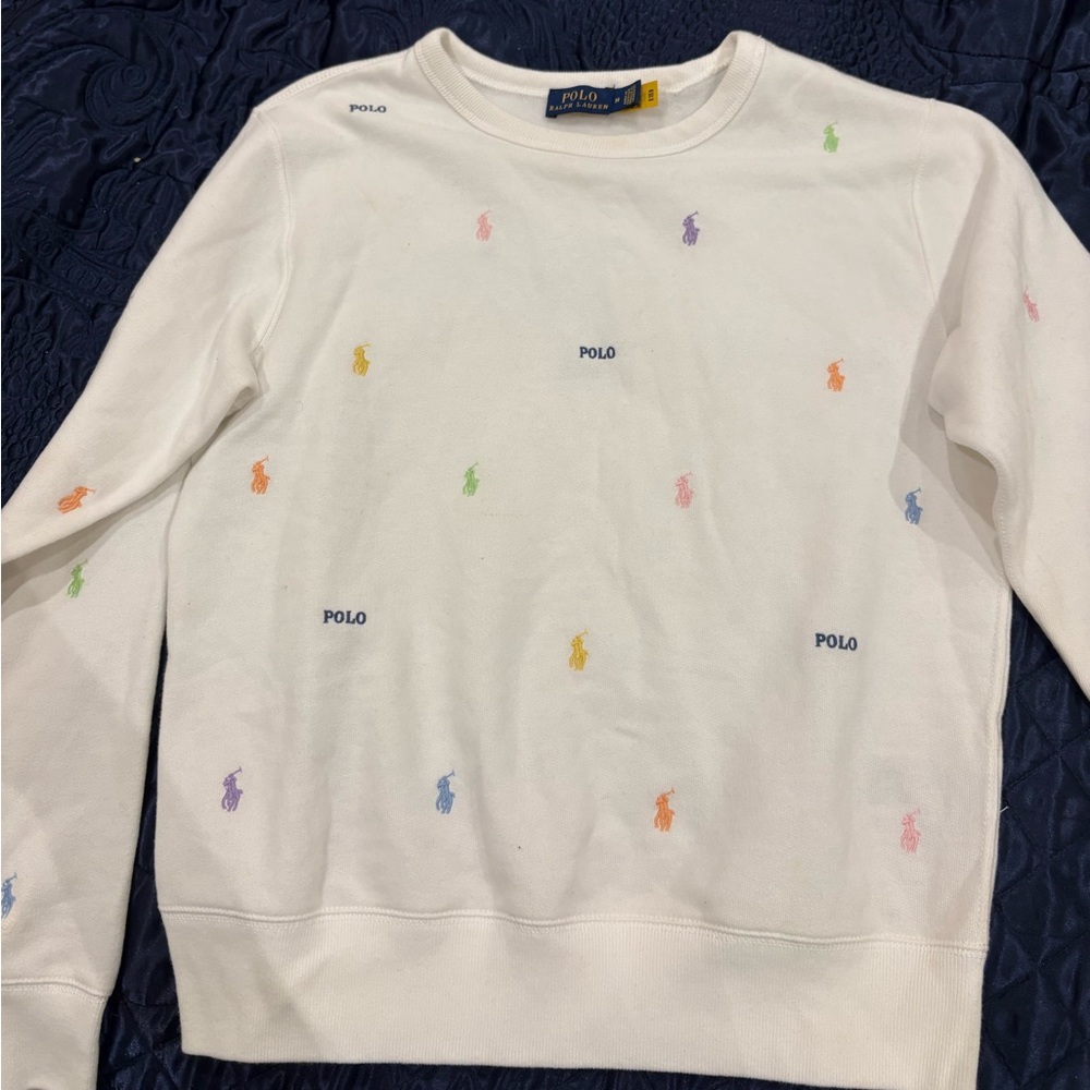 Polo Ralph Lauren White Sweatshirt, Size medium women’s it had been worn twice.